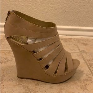 Yoki Alyson Beige Wedge
